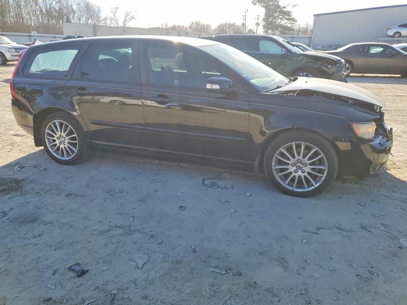 Photo 4 from auction – 2009 VOLVO V50 2.4I with VIN YV1MW390592483422