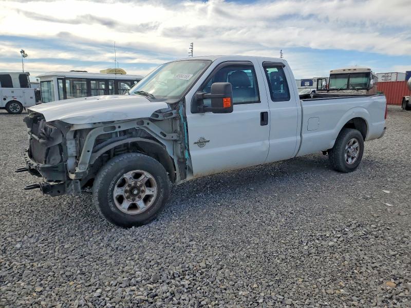 FORD F250 SUPER 2016 with VIN 1FT7X2AT5GED35525 - Photo from auction
