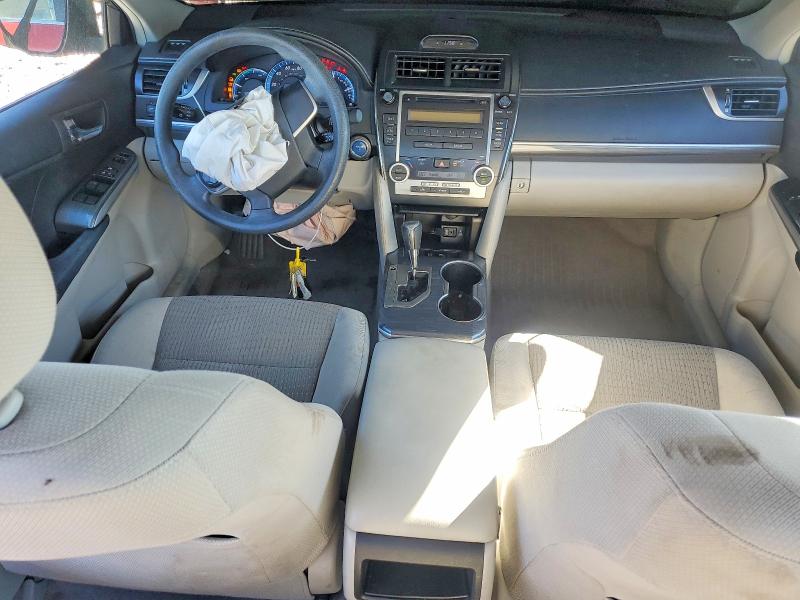 Photo 8 from auction – 2012 TOYOTA CAMRY HYBR with VIN 4T1BD1FK7CU038409