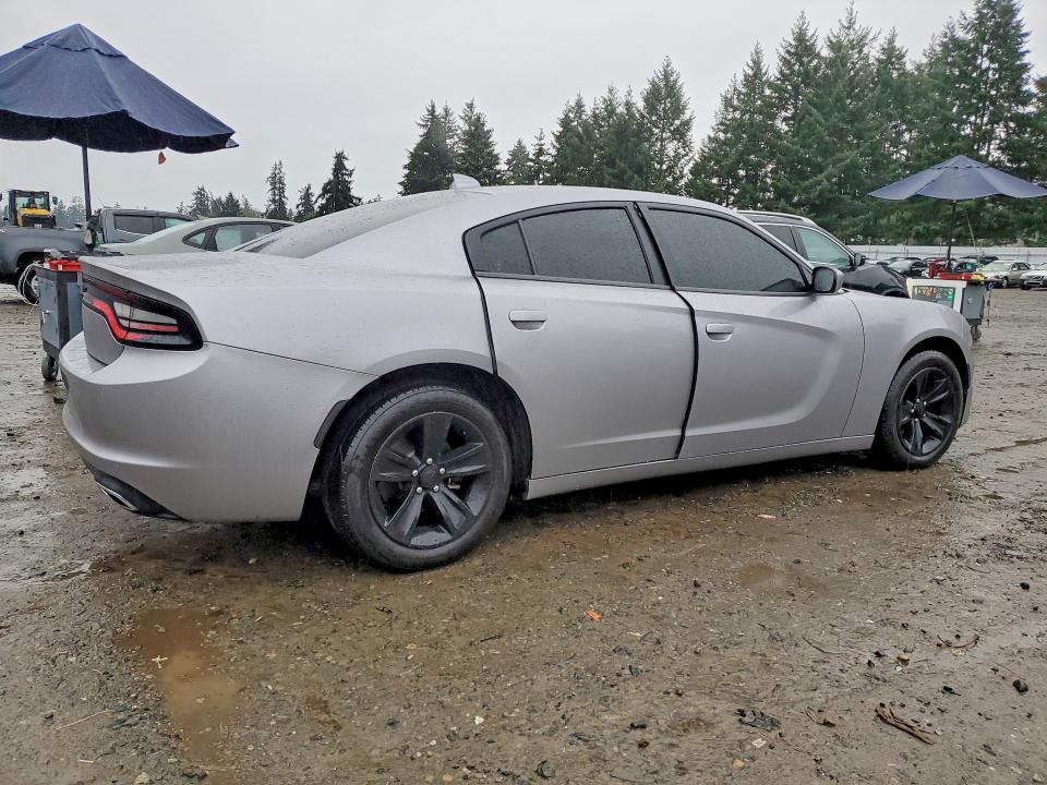 Photo 3 from auction – 2017 DODGE CHARGER SX with VIN 2C3CDXHG3HH589469