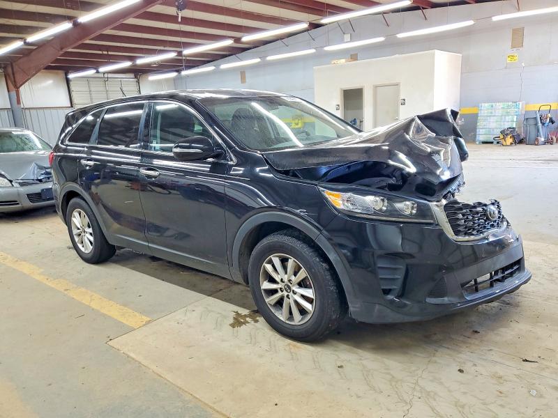 Photo 4 from auction – 2019 KIA SORENTO L with VIN 5XYPG4A33KG596907