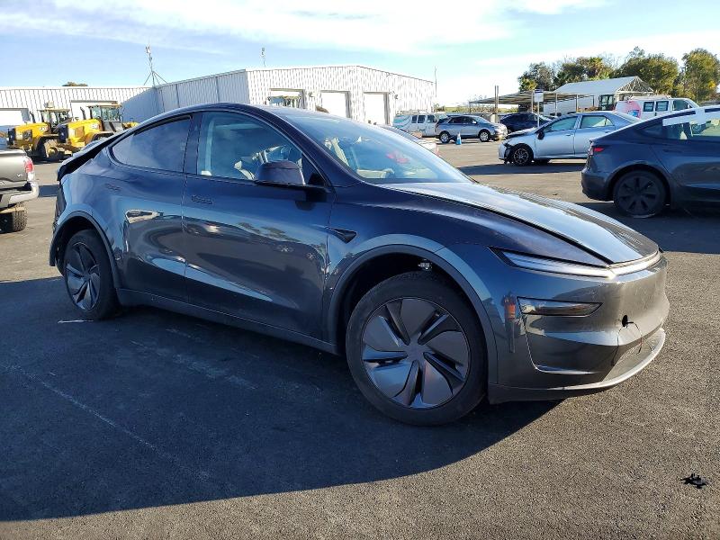 Фото 4 с аукциона – 2026 TESLA MODEL Y с VIN 7SAYGDED9TF542319