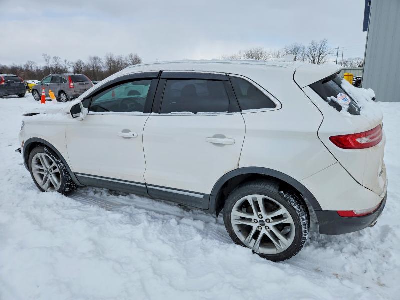 Photo 2 from auction – 2017 LINCOLN MKC with VIN 5LMCJ3D93HUL46643