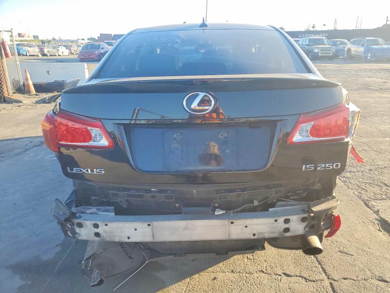 Photo 6 from auction – 2010 LEXUS IS with VIN JTHBF5C24A5111641