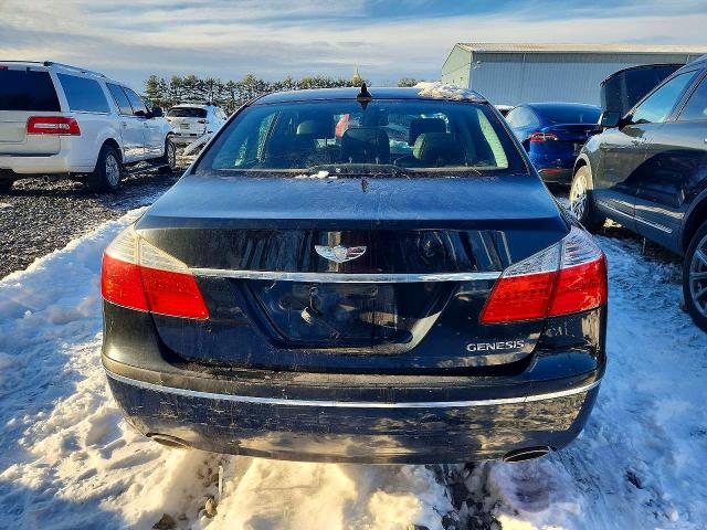 Photo 6 from auction – 2011 HYUNDAI GENESIS 3. with VIN KMHGC4DEXBU112752