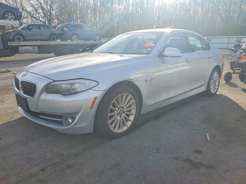 BMW 535 XI 2011 with VIN WBAFU7C53BC778788 - Photo from auction