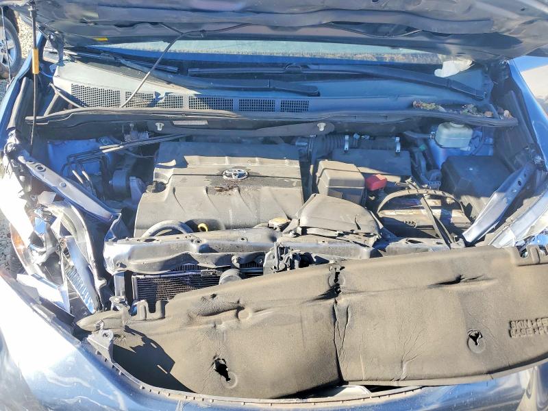 Photo 11 from auction – 2014 TOYOTA SIENNA with VIN 5TDKK3DC1ES435929