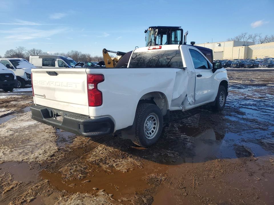 Photo 3 from auction – 2021 CHEVROLET SILVERADO with VIN 3GCNWAEH7MG163965
