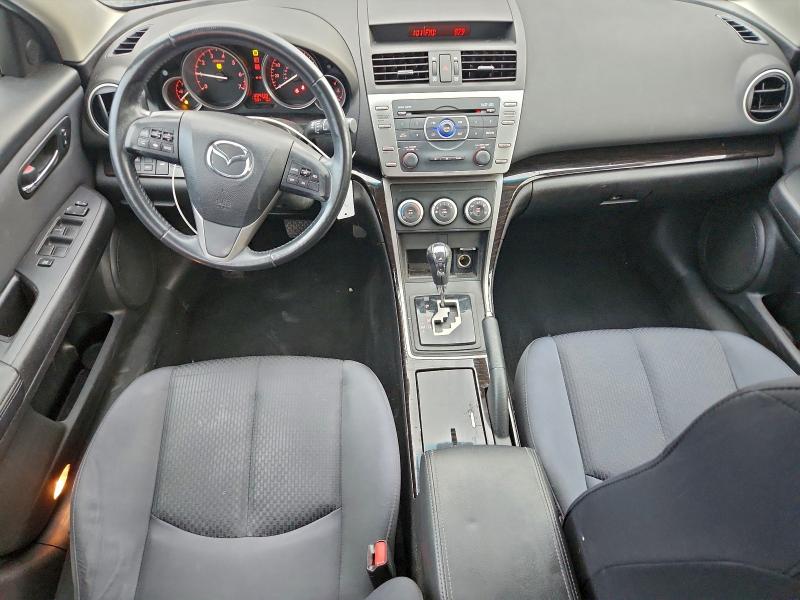 Photo 8 from auction – 2011 MAZDA 6 I with VIN 1YVHZ8CH8B5M10991