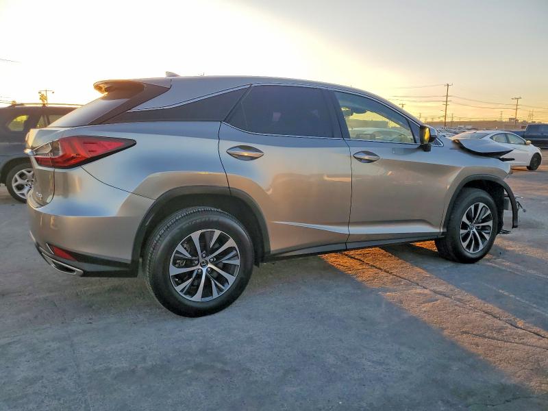 Photo 3 from auction – 2021 LEXUS RX with VIN 2T2AZMAA3MC205957