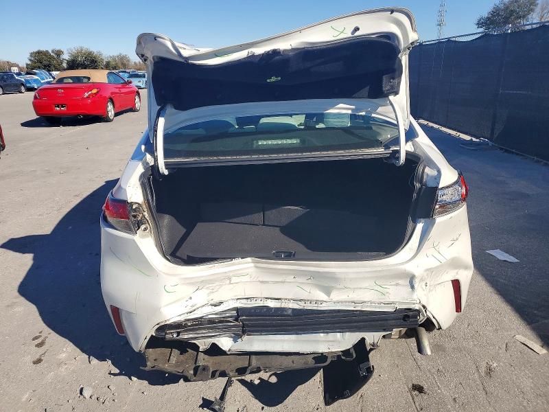Photo 6 from auction – 2020 TOYOTA COROLLA LE with VIN 5YFEPRAE2LP035844