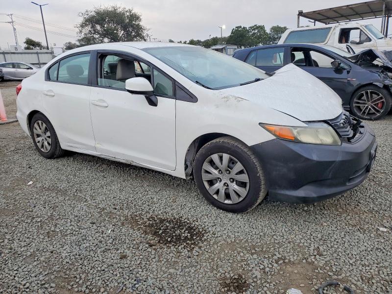 Photo 4 from auction – 2012 HONDA CIVIC LX with VIN 2HGFB2F54CH576775