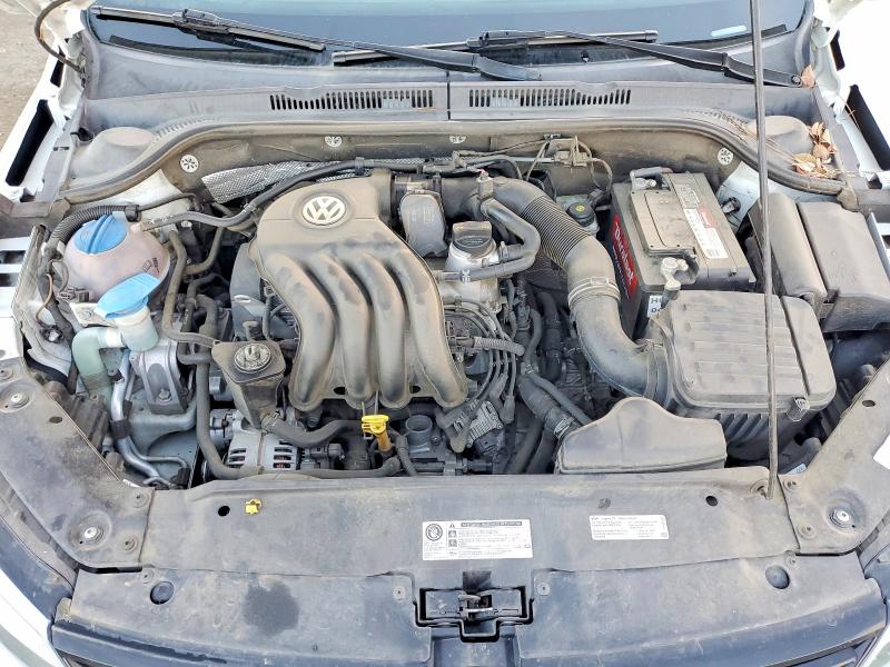 Photo 11 from auction – 2014 VOLKSWAGEN JETTA BASE with VIN 3VW2K7AJ9EM319790