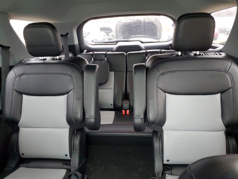 Photo 10 from auction – 2023 FORD EXPLORER with VIN 1FMSK8DH7PGB08534