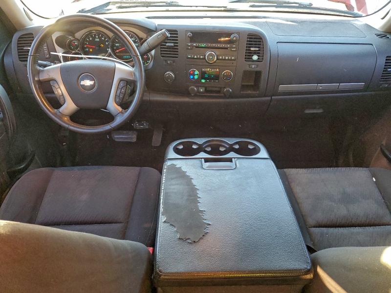 Photo 8 from auction – 2010 CHEVROLET SILVERADO with VIN 1GCSKSE30AZ130617