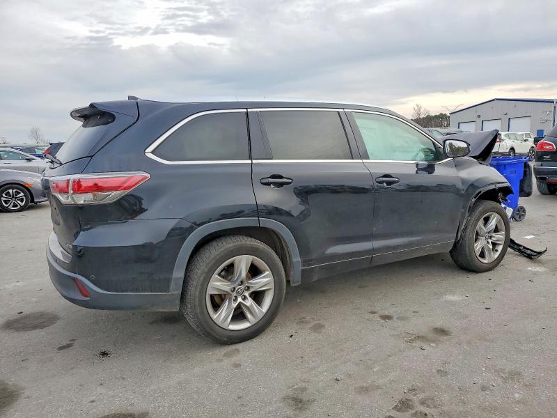 Photo 3 from auction – 2016 TOYOTA HIGHLANDER with VIN 5TDYKRFHXGS173417