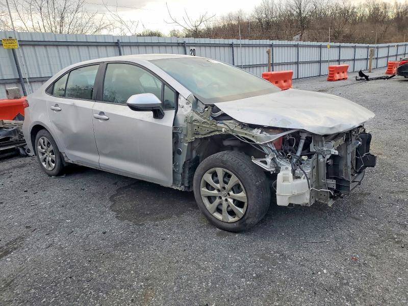 Photo 4 from auction – 2021 TOYOTA COROLLA LE with VIN 5YFEPMAE1MP180278