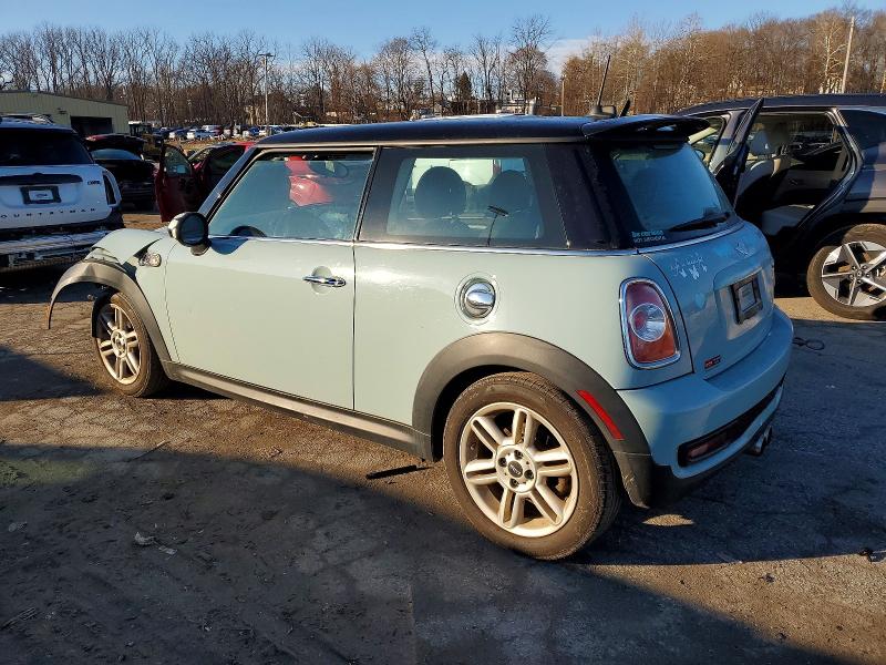 Photo 2 from auction – 2013 MINI COOPER S with VIN WMWSV3C50DT392384