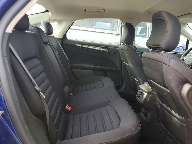 Photo 10 from auction – 2016 FORD FUSION with VIN 3FA6P0LU4GR357024