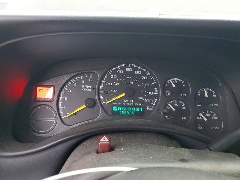 Photo 9 from auction – 2001 GMC SIERRA with VIN 2GTEK19T811112103