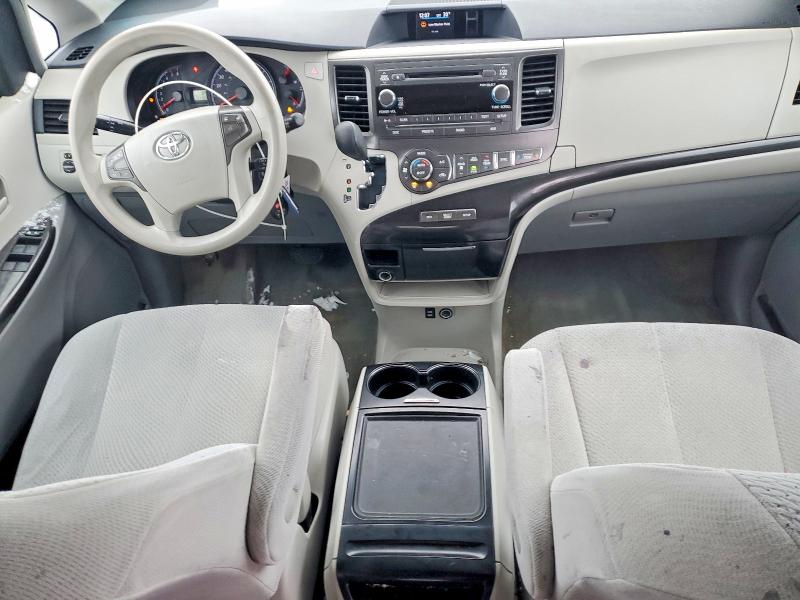 Photo 8 from auction – 2013 TOYOTA SIENNA LE with VIN 5TDJK3DC3DS065514