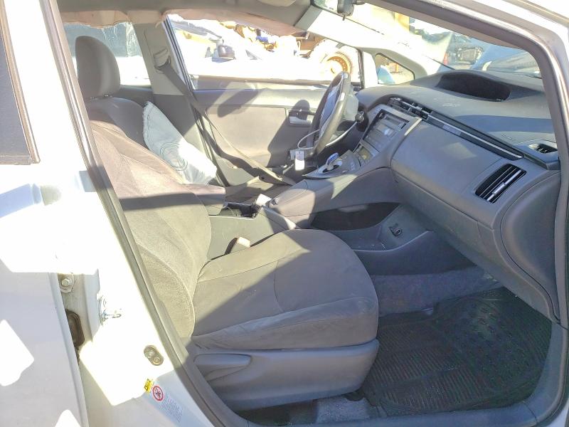 Photo 7 from auction – 2011 TOYOTA PRIUS with VIN JTDKN3DU6B1342963