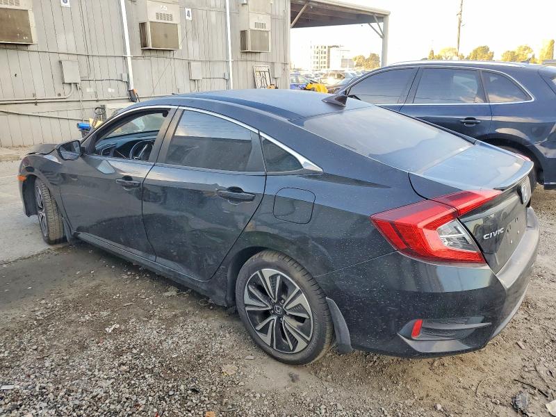 Photo 2 from auction – 2016 HONDA CIVIC EXL with VIN 19XFC1F73GE204904
