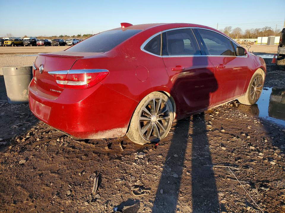 Photo 3 from auction – 2017 BUICK VERANO with VIN 1G4PR5SK2H4114257