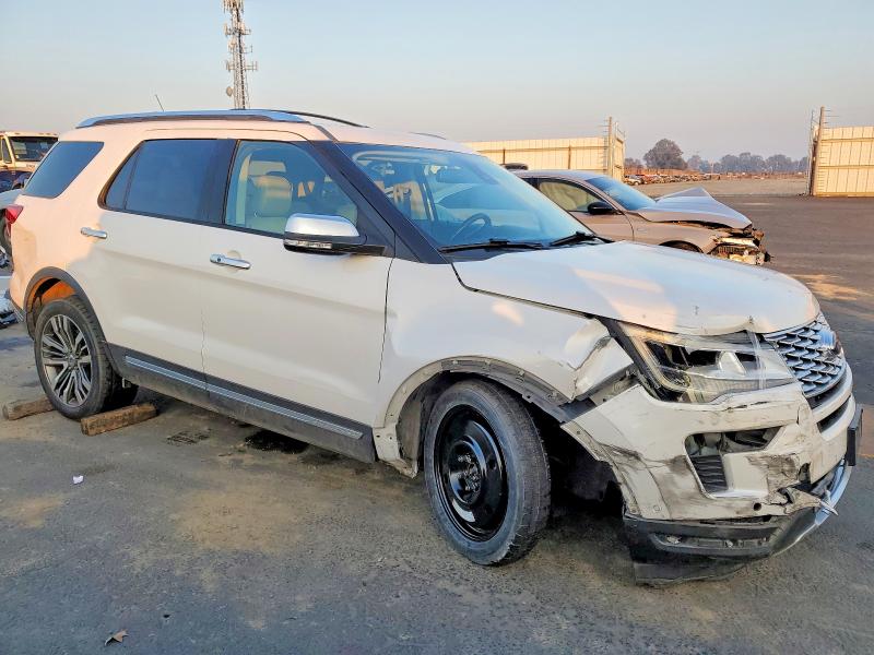 Photo 4 from auction – 2018 FORD EXPLORER with VIN 1FM5K8HT0JGB32371