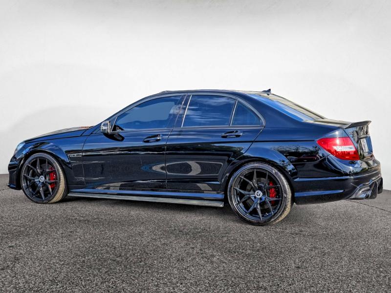 Photo 3 from auction – 2012 MERCEDES-BENZ C with VIN WDDGF7HB0CA657848