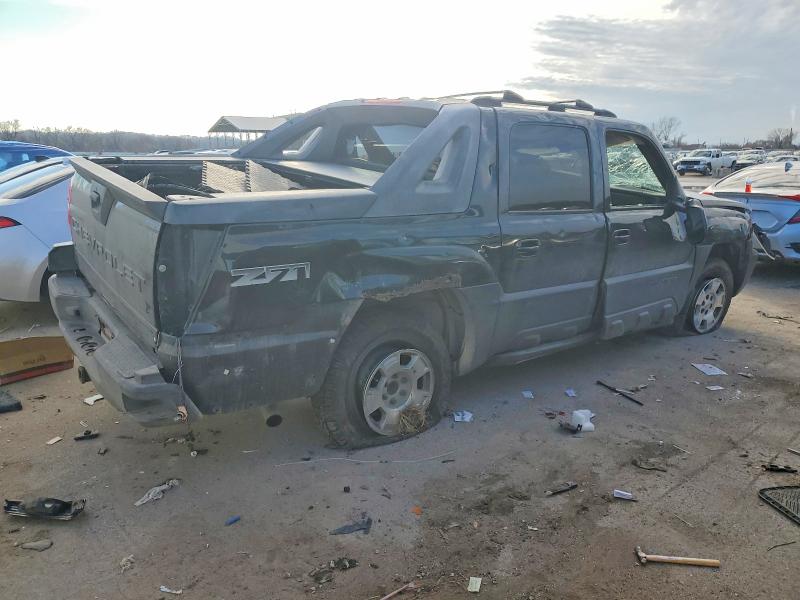 Photo 3 from auction – 2004 CHEVROLET AVALANCHE with VIN 3GNEK12T24G220178