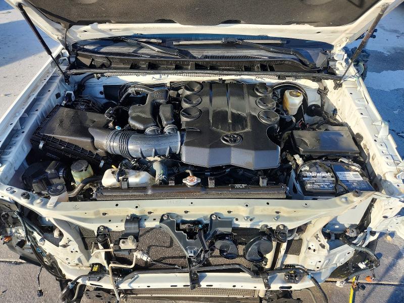 Zdjęcie 12 z aukcji – 2017 TOYOTA 4RUNNER SR z VIN JTEZU5JR7H5156584
