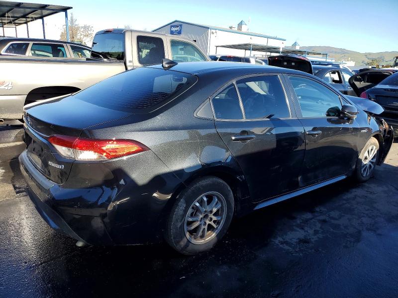 Photo 3 from auction – 2021 TOYOTA COROLLA LE with VIN JTDEAMDE1MJ000301