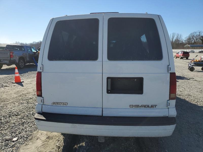 Photo 6 from auction – 2000 CHEVROLET ASTRO with VIN 1GNDM19W6YB164024