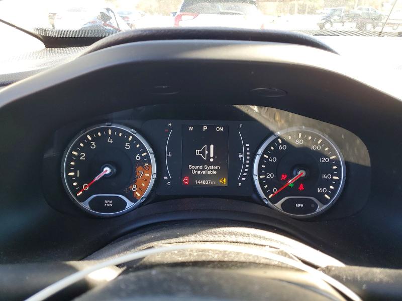 Photo 9 from auction – 2017 JEEP RENEGADE with VIN ZACCJBBB3HPG58177