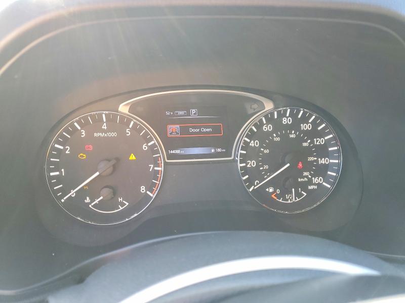 Photo 9 from auction – 2017 NISSAN PATHFINDER with VIN 5N1DR2MM1HC650705
