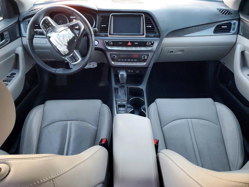 Photo 8 from auction – 2019 HYUNDAI SONATA LIM with VIN 5NPE34AF5KH729236