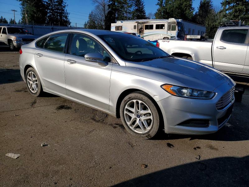 Photo 4 from auction – 2016 FORD FUSION SE with VIN 3FA6P0HD2GR247985
