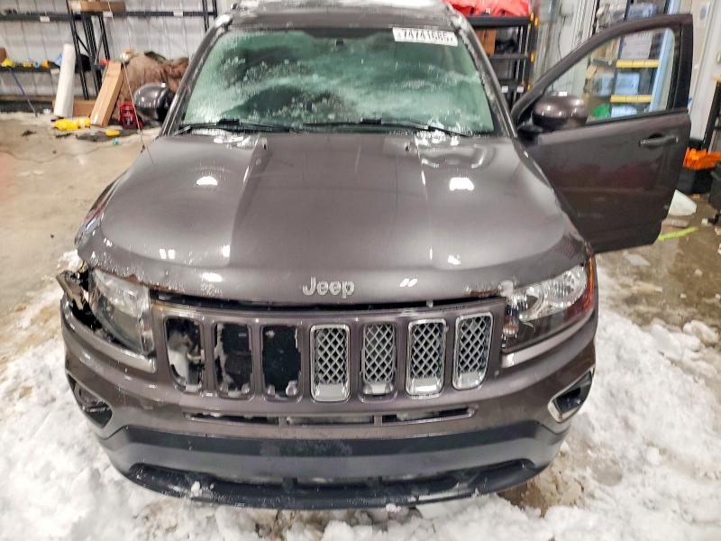 Photo 12 from auction – 2016 JEEP COMPASS with VIN 1C4NJDEB6GD697438