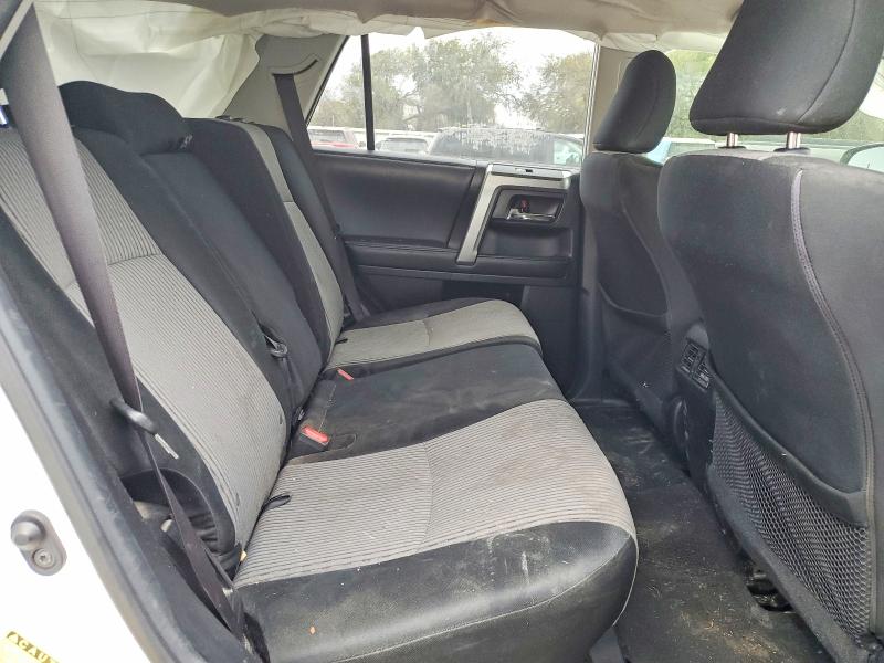 Photo 10 from auction – 2019 TOYOTA 4RUNNER with VIN JTEZU5JR0K5211822