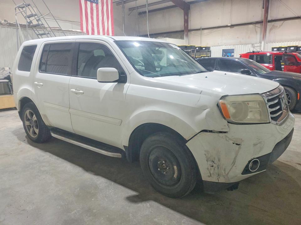 Photo 4 from auction – 2015 HONDA PILOT SE with VIN 5FNYF3H32FB027888
