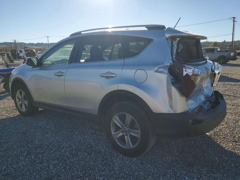 Photo 2 from auction – 2015 TOYOTA RAV4 XLE with VIN 2T3WFREVXFW156973