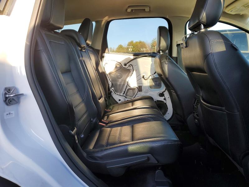 Photo 11 from auction – 2018 FORD ESCAPE with VIN 1FMCU0HD1JUC09407