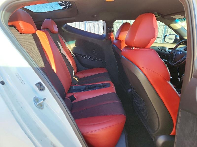 Photo 10 from auction – 2016 HYUNDAI VELOSTER with VIN KMHTC6AE4GU302259