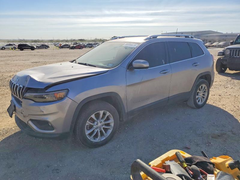 JEEP CHEROKEE 2019 with VIN 1C4PJLCB2KD357900 - Photo from auction