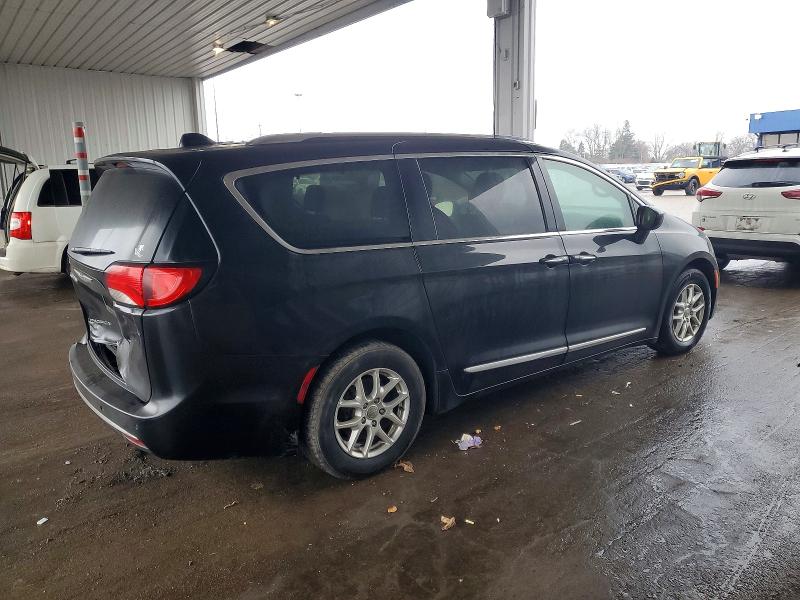 Photo 3 from auction – 2020 CHRYSLER PACIFICA with VIN 2C4RC1BG7LR277009