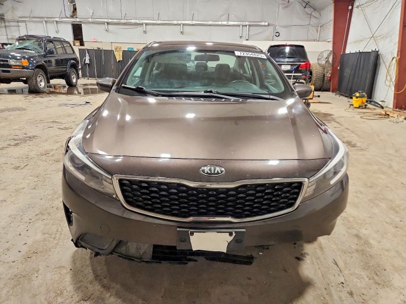 Photo 5 from auction – 2017 KIA FORTE LX with VIN 3KPFK4A78HE146737