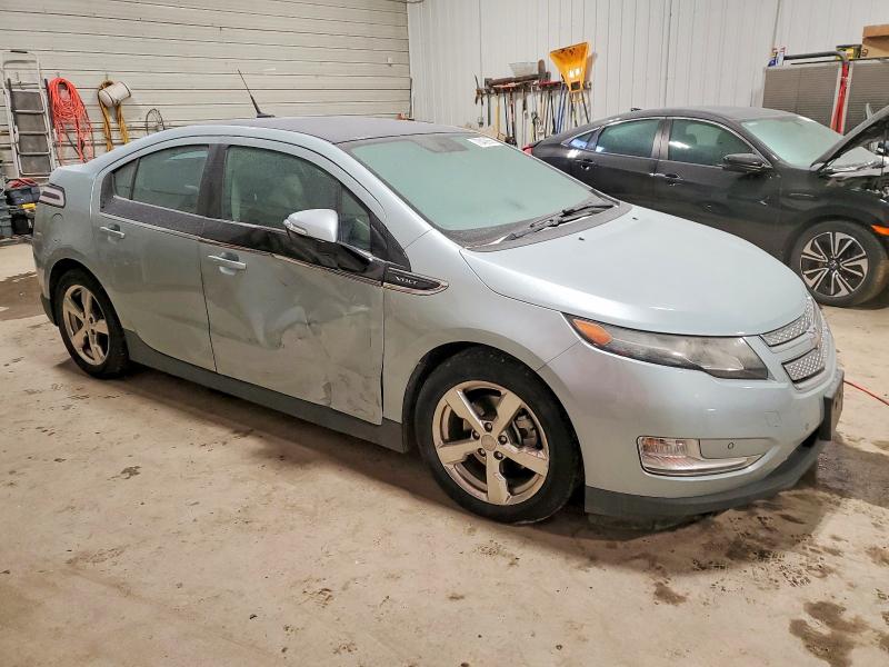 Photo 4 from auction – 2012 CHEVROLET VOLT with VIN 1G1RD6E49CU103837