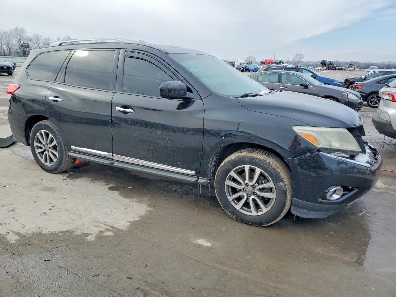 Photo 4 from auction – 2013 NISSAN PATHFINDER with VIN 5N1AR2MN3DC655541