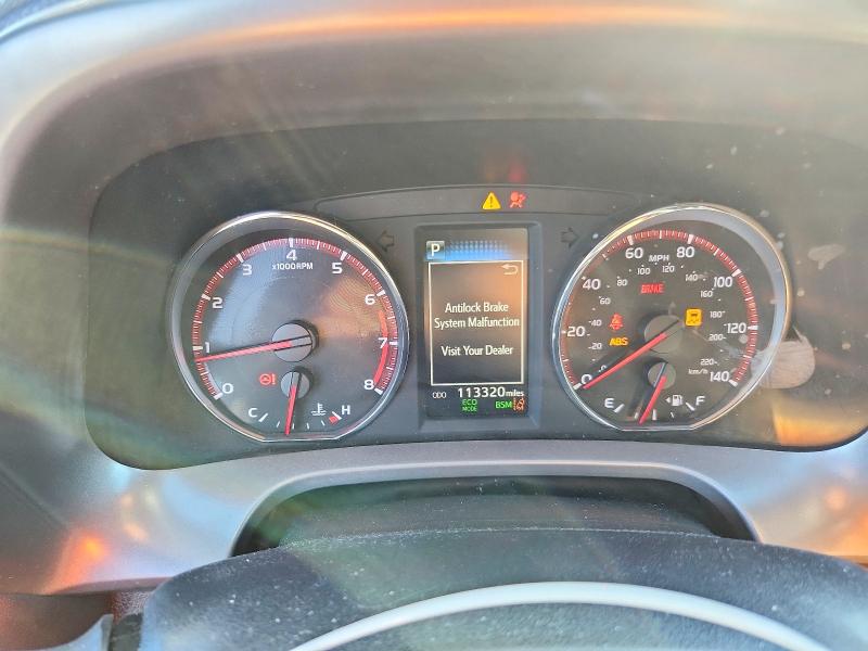 Photo 9 from auction – 2016 TOYOTA RAV4 SE with VIN 2T3JFREV2GW516295